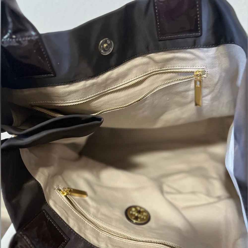Tory Burch World Drive Black and Brown Leopard Heart Tote